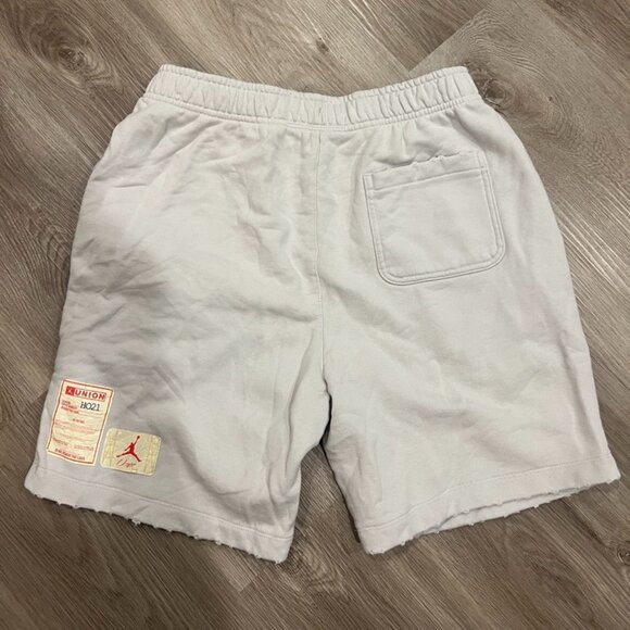 Jordan x Union M J FLC Short - Picture 3 of 4